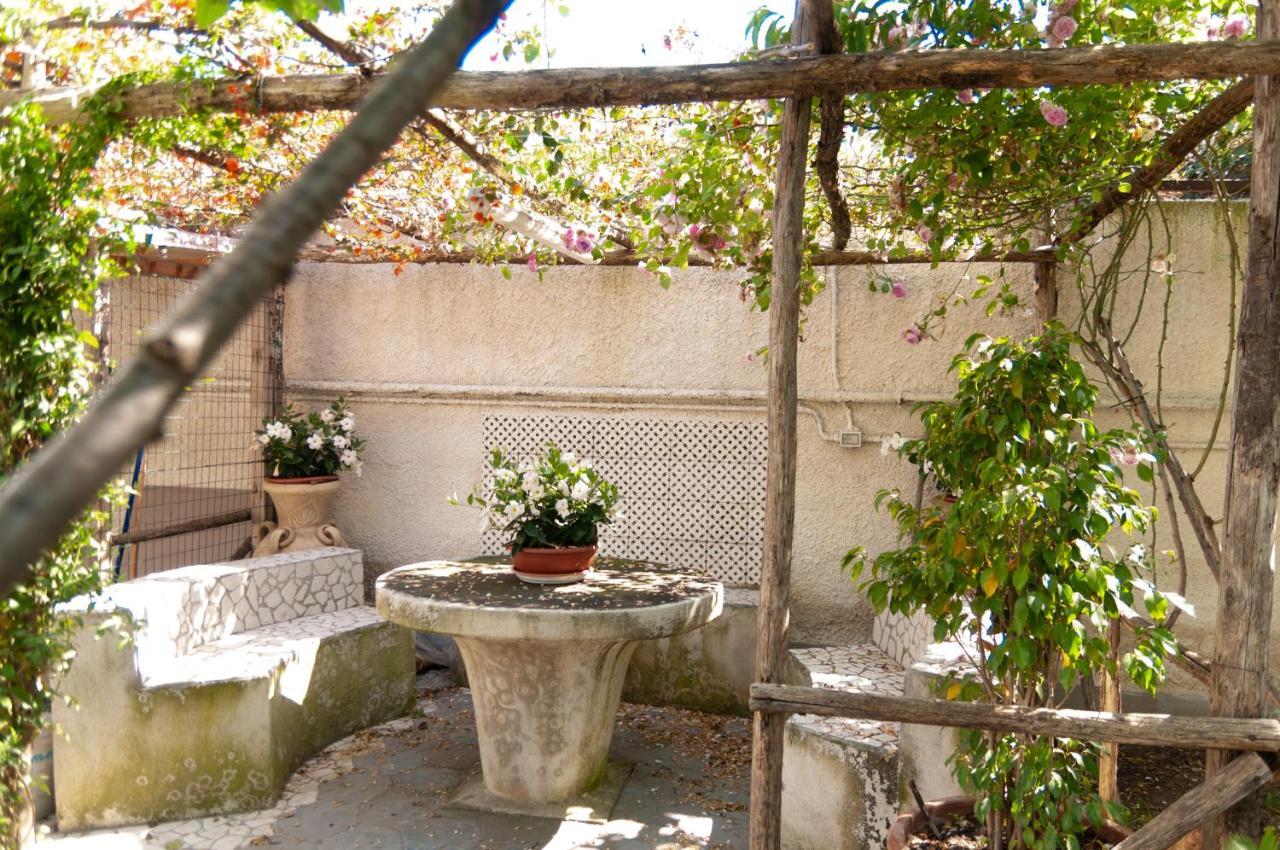 Апартаменти Casa Teresinella Garden Торре-Аннунціата Екстер'єр фото